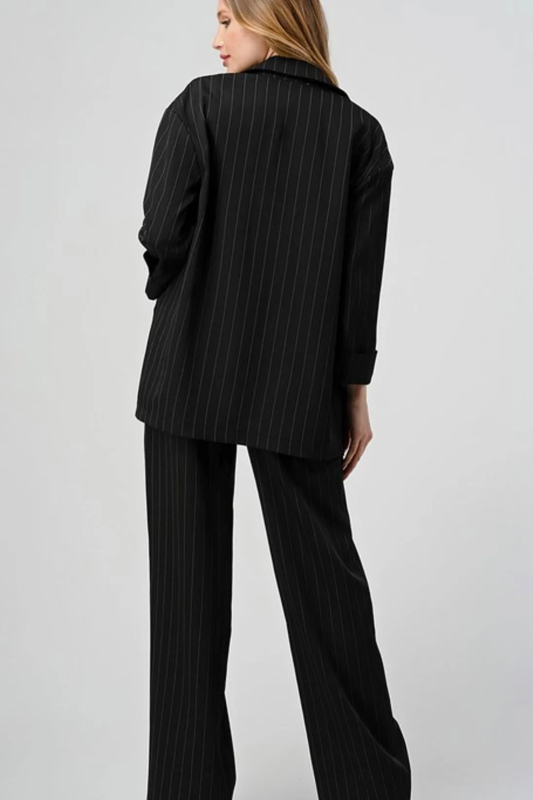 RELAXED FIT PINSTRIPED BLAZER