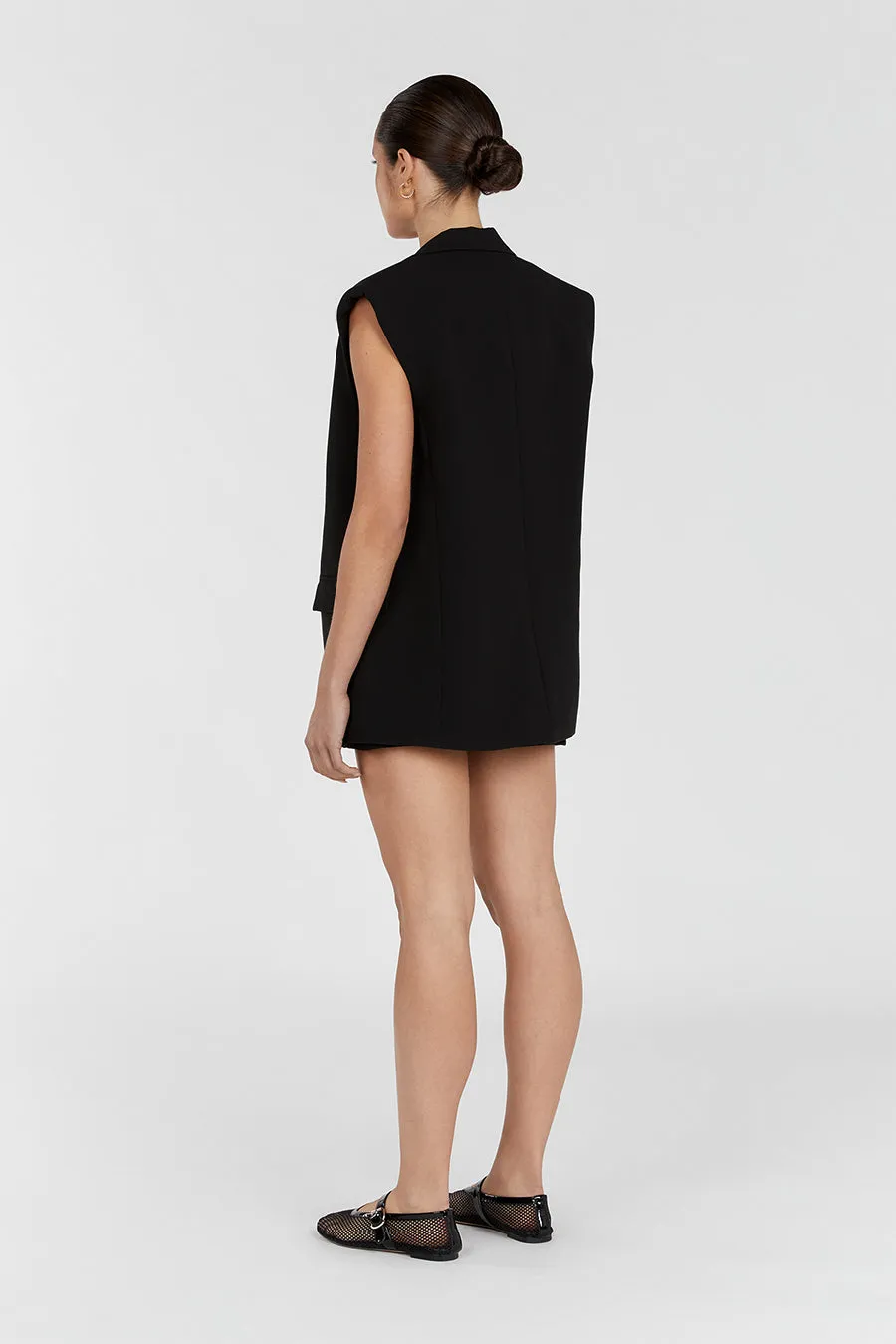 ROWAN BLACK SLEEVELESS BLAZER